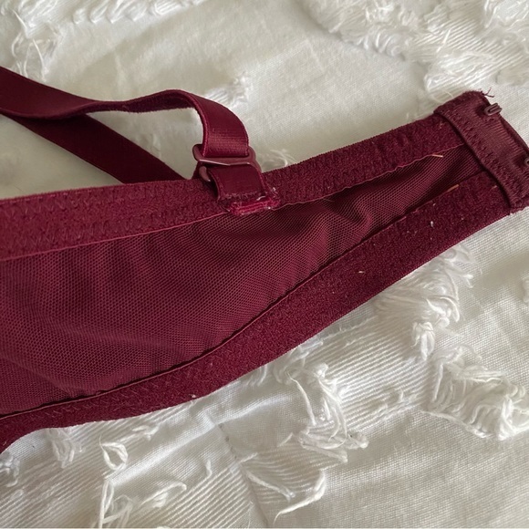 SOLD Victoria’s Secret PINK 36DD‎ Bra Set Red & Grey - Picture 11 of 12